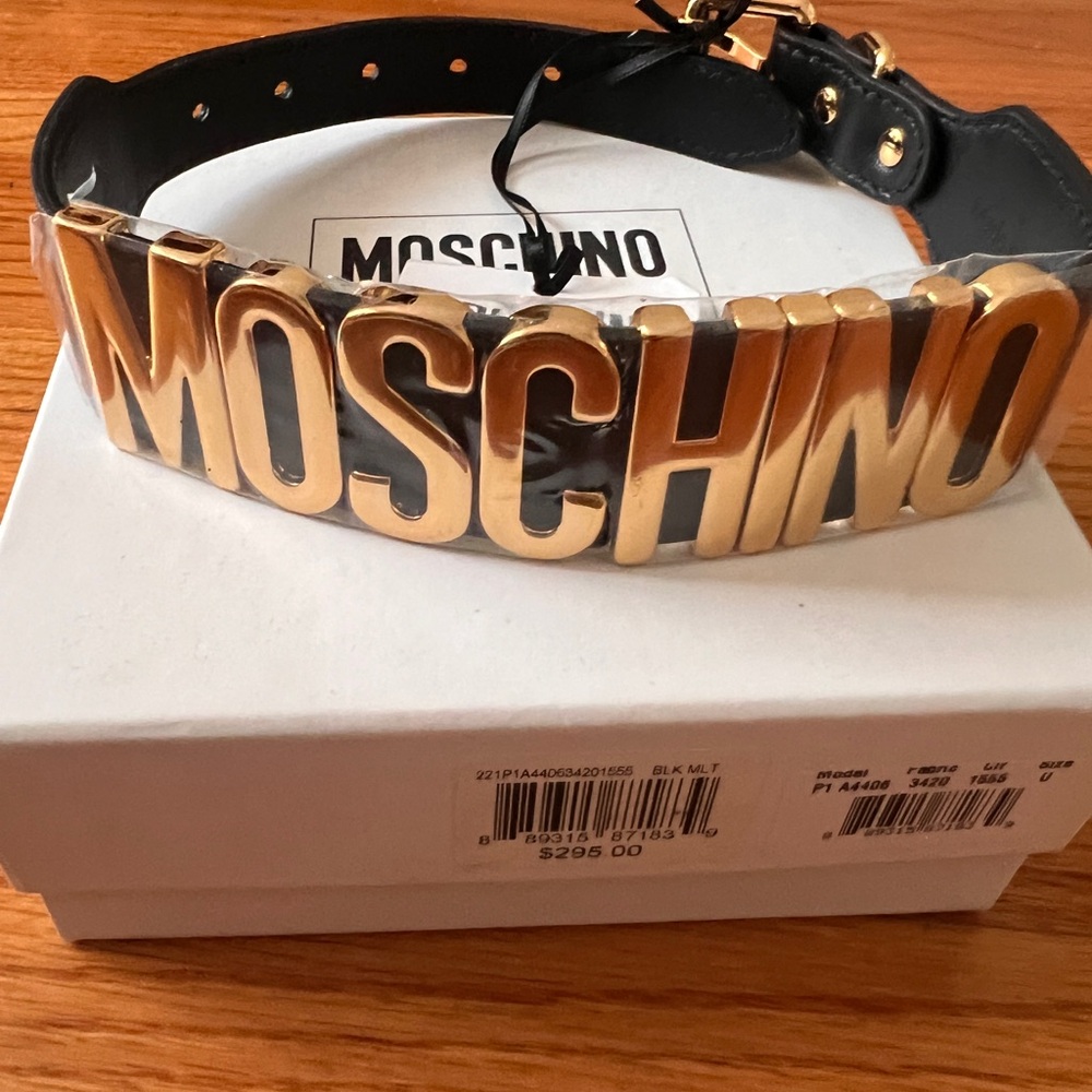Moschino couture pets - gold dog collar 18”